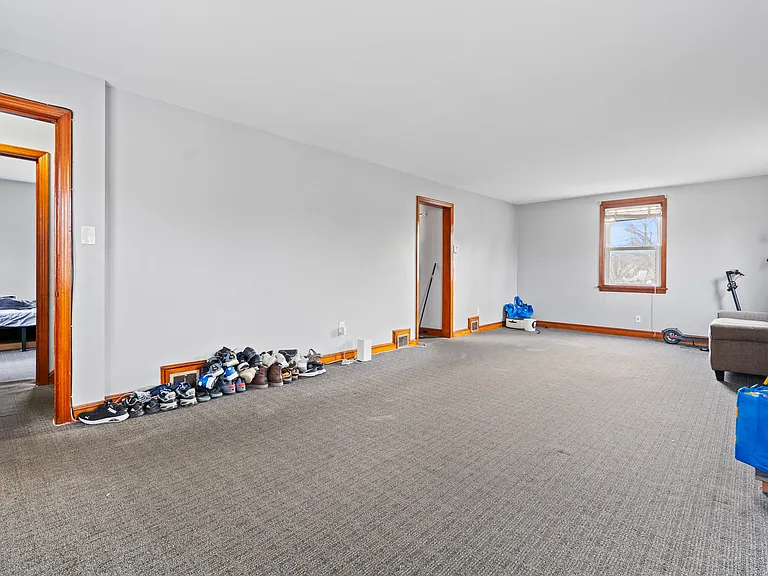 5003 Erie St — Photo 16