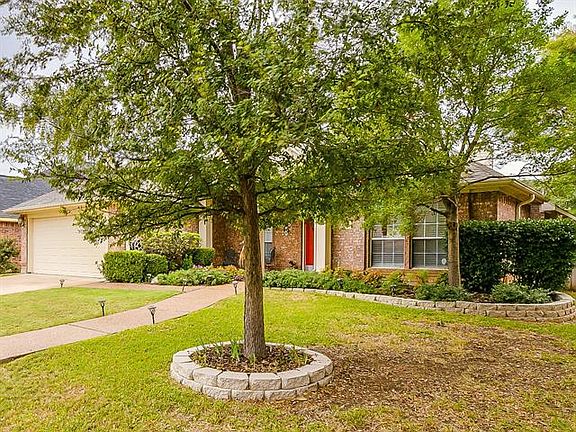 3rd image of 6914 Briarwood Dr