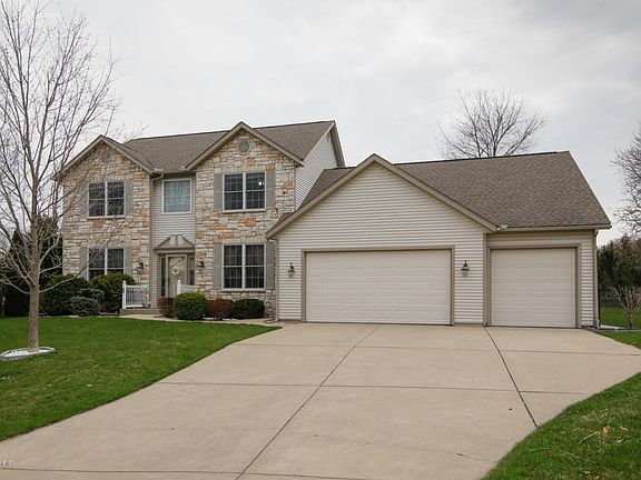 196 Cedarview-102