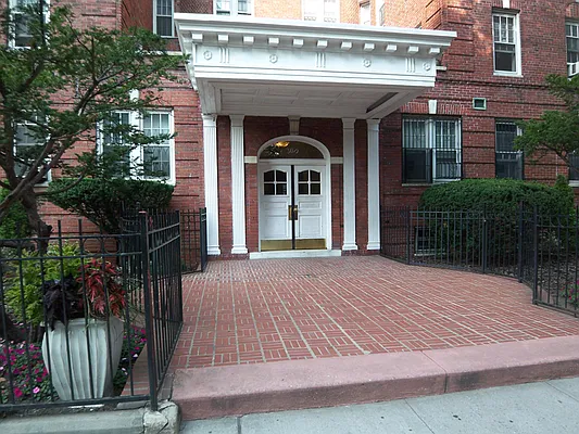 Sold by Brown Harris Stevens | media 6