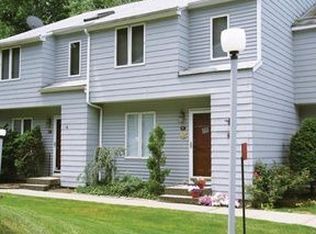 16 Maple Hill Dr, Mahopac, NY 10541