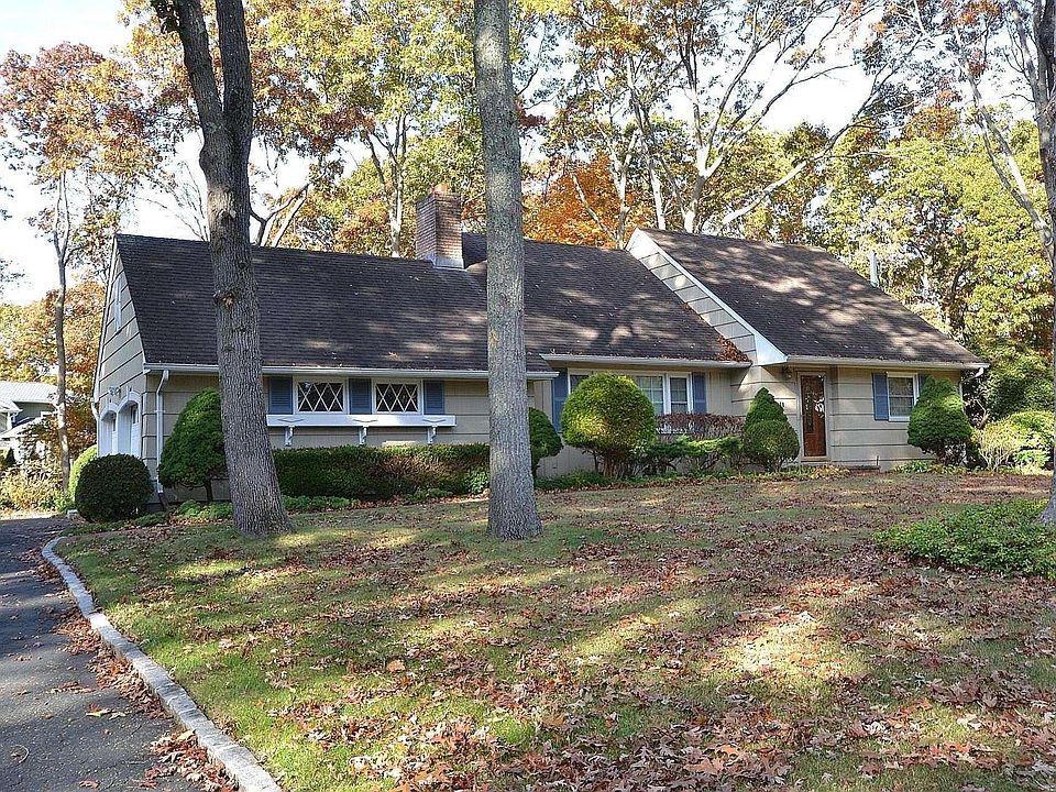 1st image of 11 Birchwood Drive
