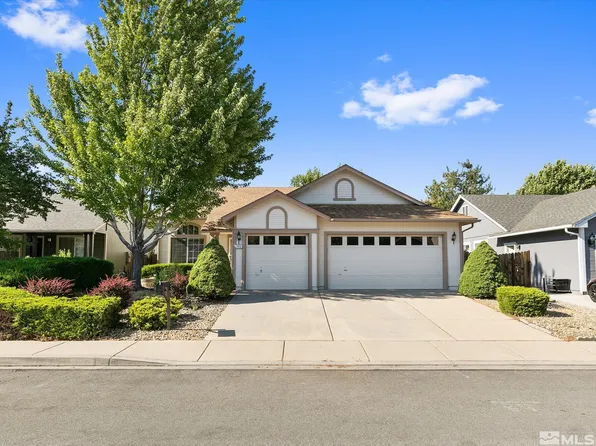 7915 White Falls Dr, Reno, NV 89506