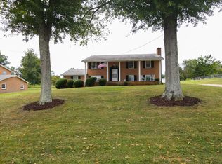 213 Shamrock Dr, Ridgeway, VA 24148