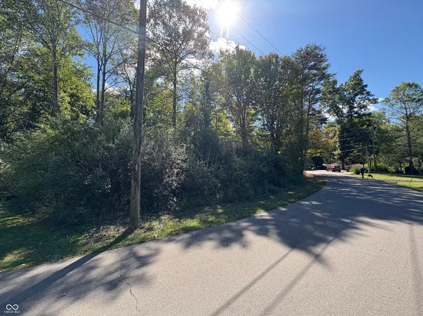 7427 Lion Dr, Nineveh, IN 46164