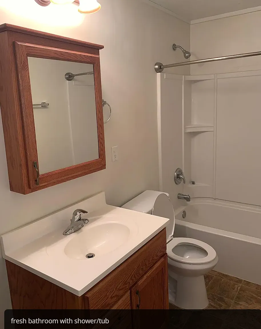 2 bed, 800 sqft, $925 — Photo 4
