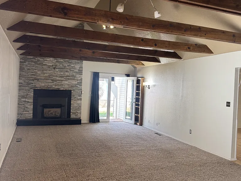 3004 Municipal Dr — Photo 5
