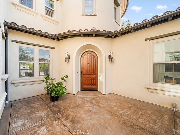 3rd image of 878 N Landa Way