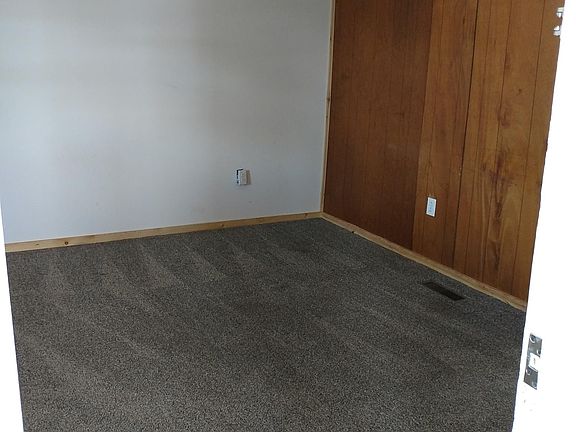 2nd image of 3306 Camden Ave #2