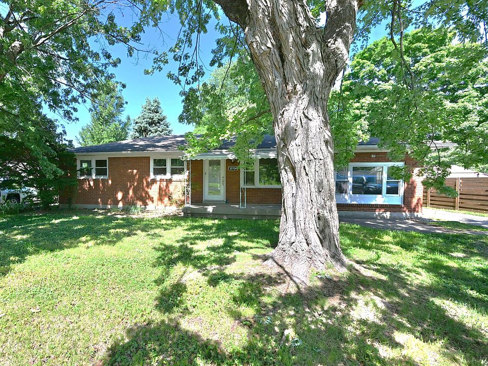 1st image of 10704 Deering Rd