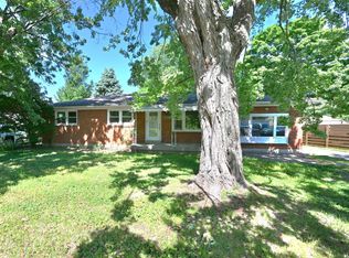10704 Deering Rd, Louisville, KY 40272