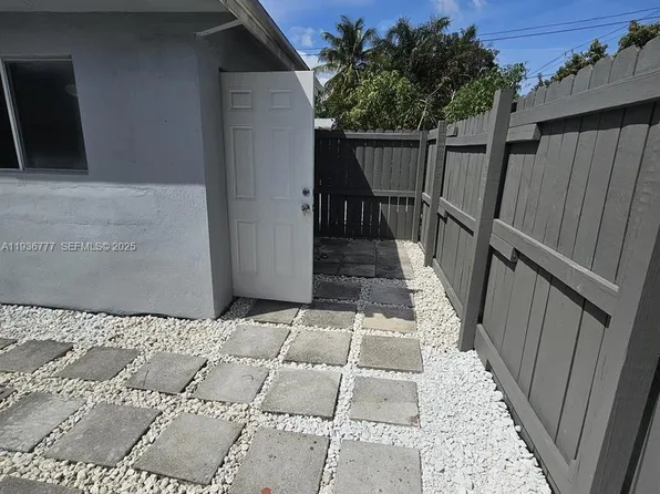 2315 Cleveland St #0, Hollywood, FL 33020