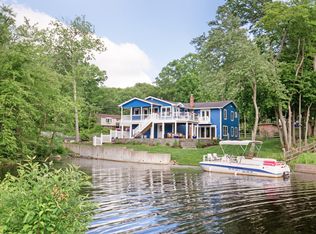 34 Lorettacong Dr, Lake Hopatcong, NJ 07849