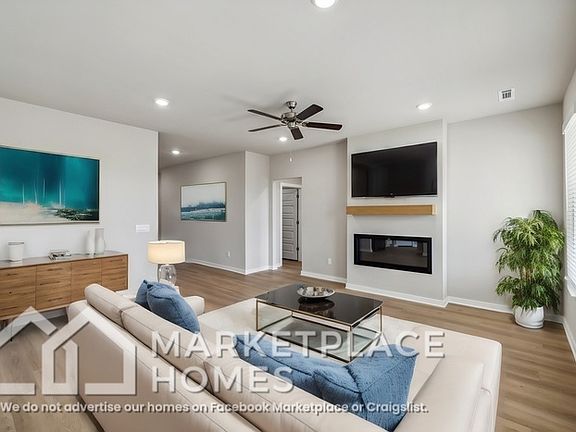 5th image of 3751 Aryana Ave