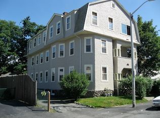 59 Vale St #2, Worcester, MA 01604