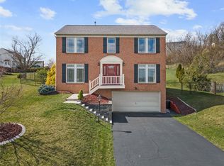 2292 Watchfield Dr, South Park, PA