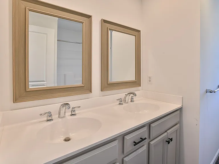 3118 Grove Ct — Photo 38