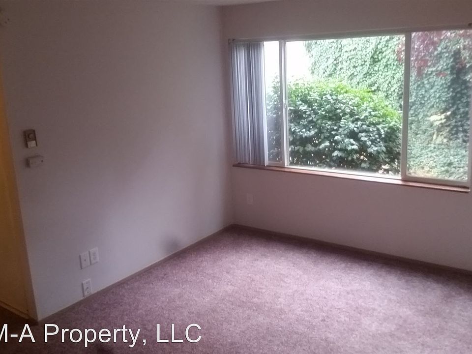 1st image of 14346 32nd Ave NE APT 5