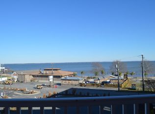 103 N Irving Ave, Colonial Beach, VA 22443