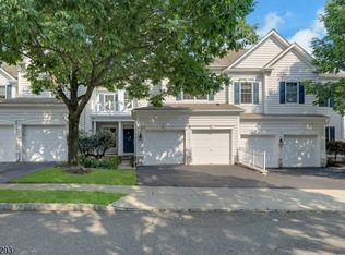 68 Independence Trl, Totowa, NJ 07512