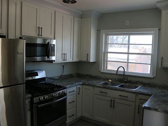 2nd image of 3215 Washburn Ave N