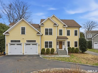 570 Unquowa Road, Fairfield, CT, 06824