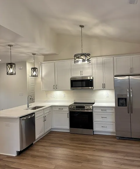 1833 Woodland Rd — Photo 4