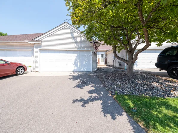 8772 Coburn Ct, Inver Grove Heights, MN 55076