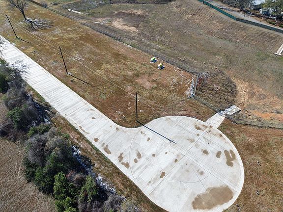 4th image of Myrtle Ln