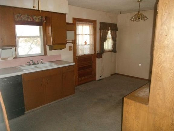 5th image of 3928 Bedford Ave
