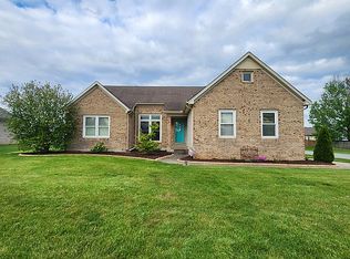 440 Circle Valley Dr, Louisville, KY 40229
