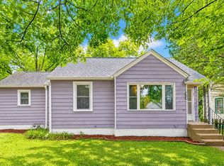 1009 N Woodburn Ave, Bloomington, IN 47404