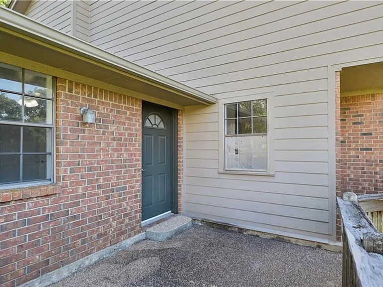 2400 Longmire Dr #301 — Photo 19