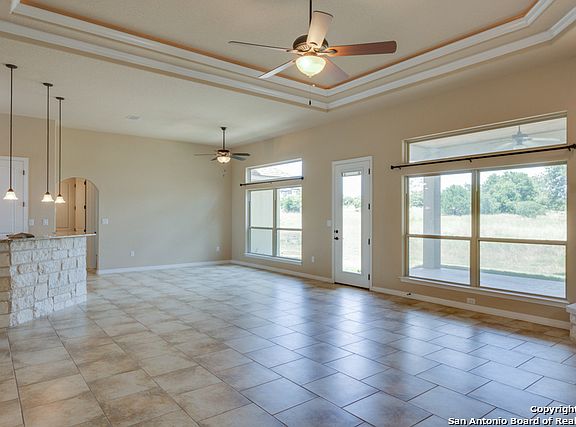 3rd image of 1330 Decanter Dr