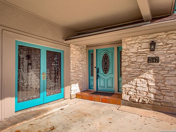 4th image of 2147 Oak Wild St
