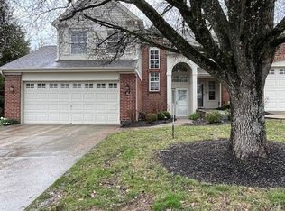 12 Springside Dr #12, Newport, KY 41076