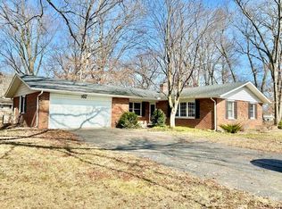 506 Woodland Ave, Kouts, IN 46347