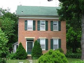 1st image of 21937 Walnut St