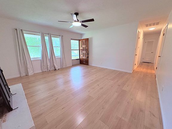 3rd image of 42 Opalochee Dr