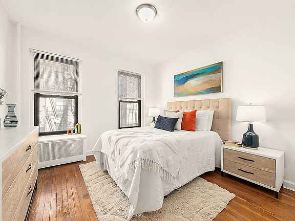 3rd image of 205 E 88th St APT 4C