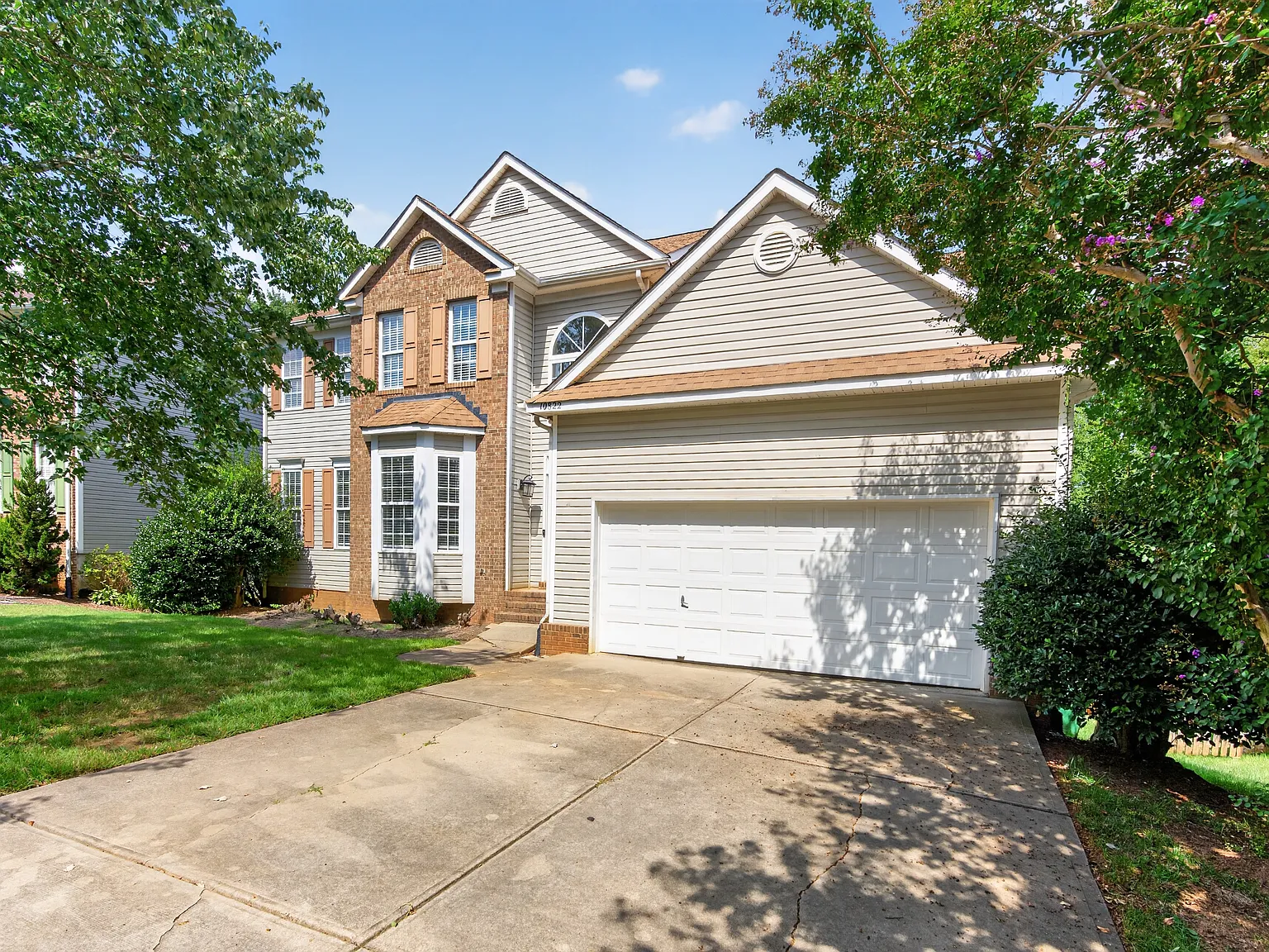 6 bed, 3.5 bath, 4663 sqft, $4,500 — Photo 4