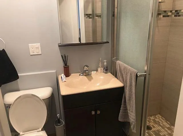 740 W Cornelia Ave #1 — Photo 5