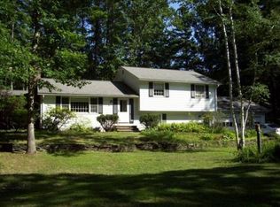 316 Alpine Dr, Amherst, MA 01002