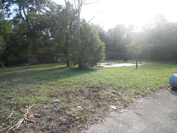 3rd image of 1226 Kilgore St