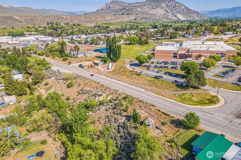 4th image of 7 Mill Drive