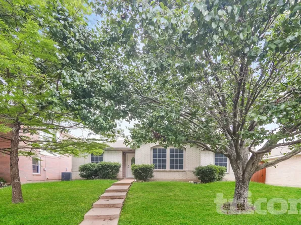 2949 Monticello Ln, Lancaster, TX 75134
