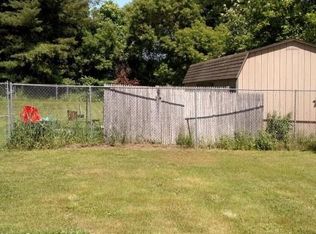 1992 Clayton Mill River Rd, Southfield, MA 01259