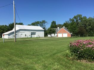 17114 Sycamore Rd, Grand Rapids, OH 43522