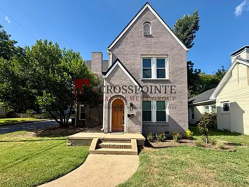 831 W Houston St #A Photo 1