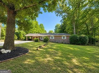 40 Flint Hill Dr, Oxford, GA 30054